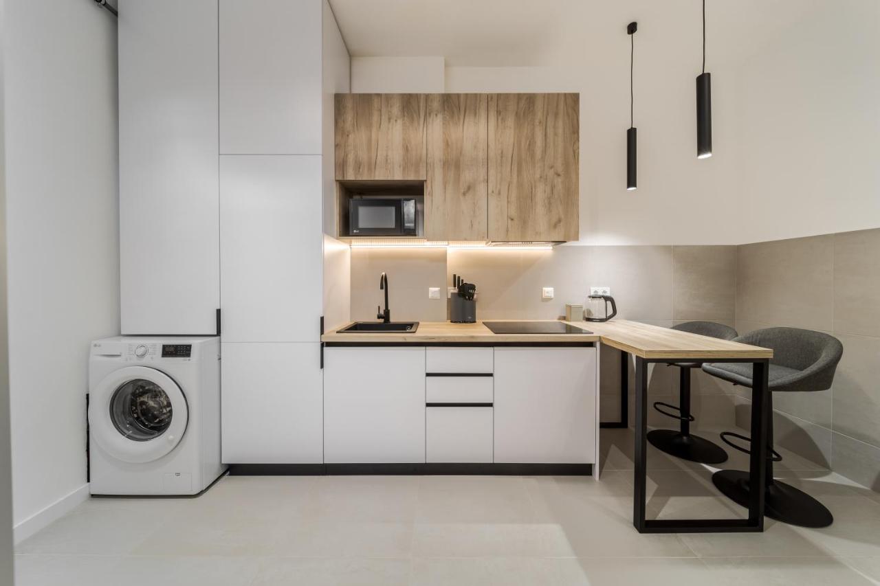Inshiapartments On Ferentsa Lista Str Lviv Eksteriør billede