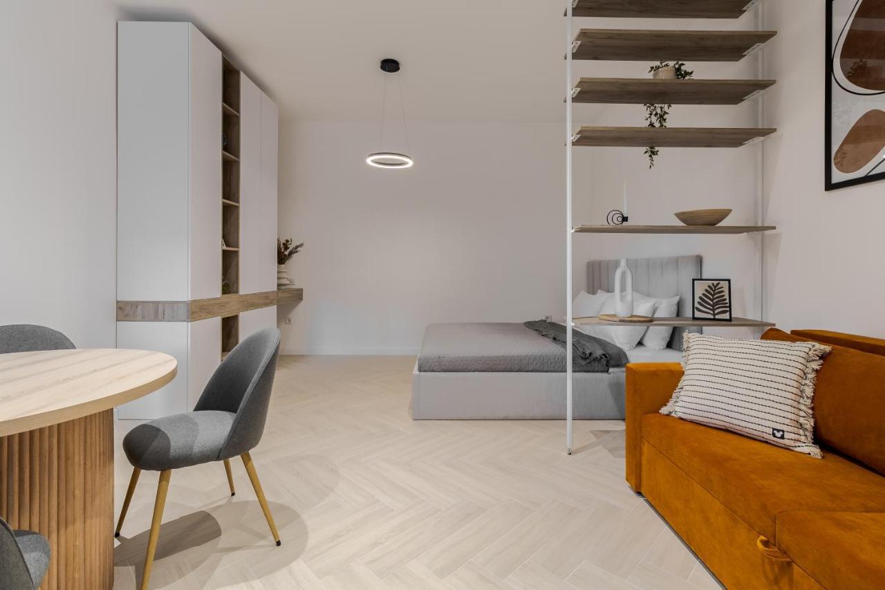 Inshiapartments On Ferentsa Lista Str Lviv Eksteriør billede